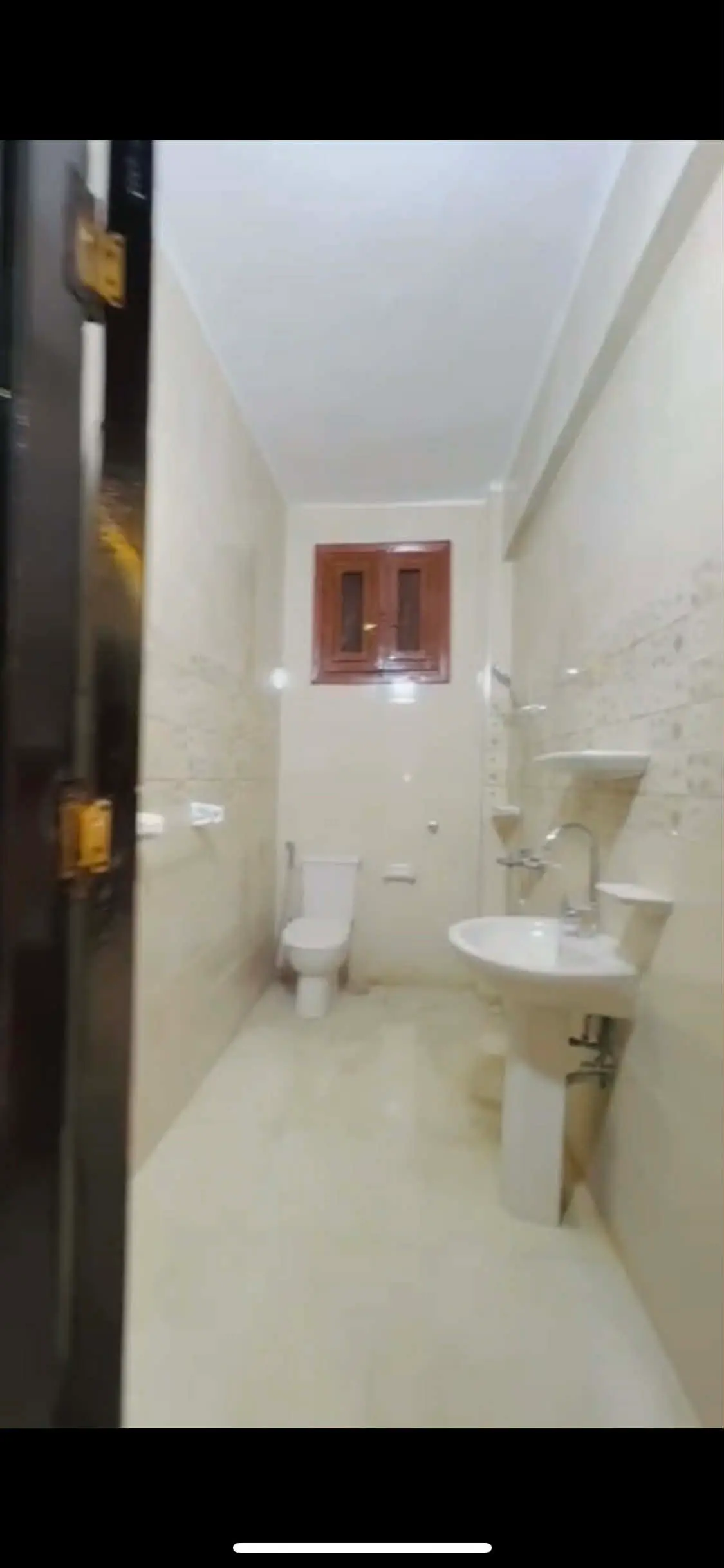 شقة 120 متر للبيع في شارع الروضة الجانبي – بيت أهالي – دقيقة من الروضة العمومي والحميات