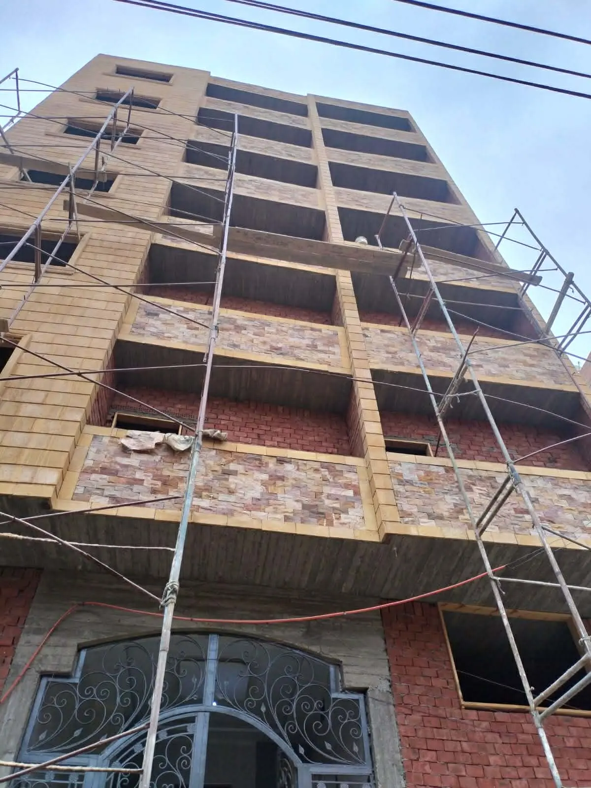 شقة للبيع في الحمرايا 120م سوبر لوكس